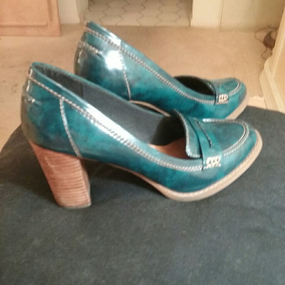 ASOS stack heel turquoise penny loafer pumps RARE!